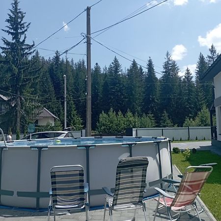 Gasthaus U Anastasii I Sofii Bilya Richki Mykulytschyn Exterior foto
