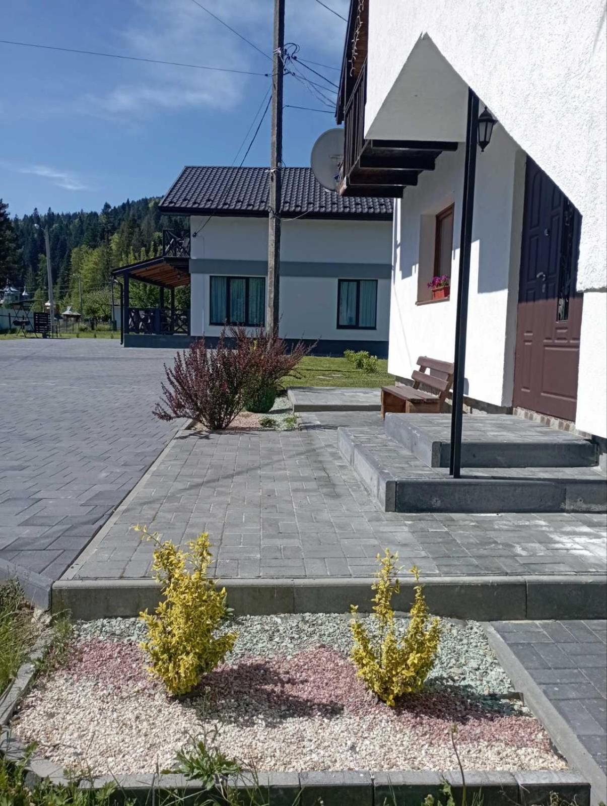 Gasthaus U Anastasii I Sofii Bilya Richki Mykulytschyn Exterior foto