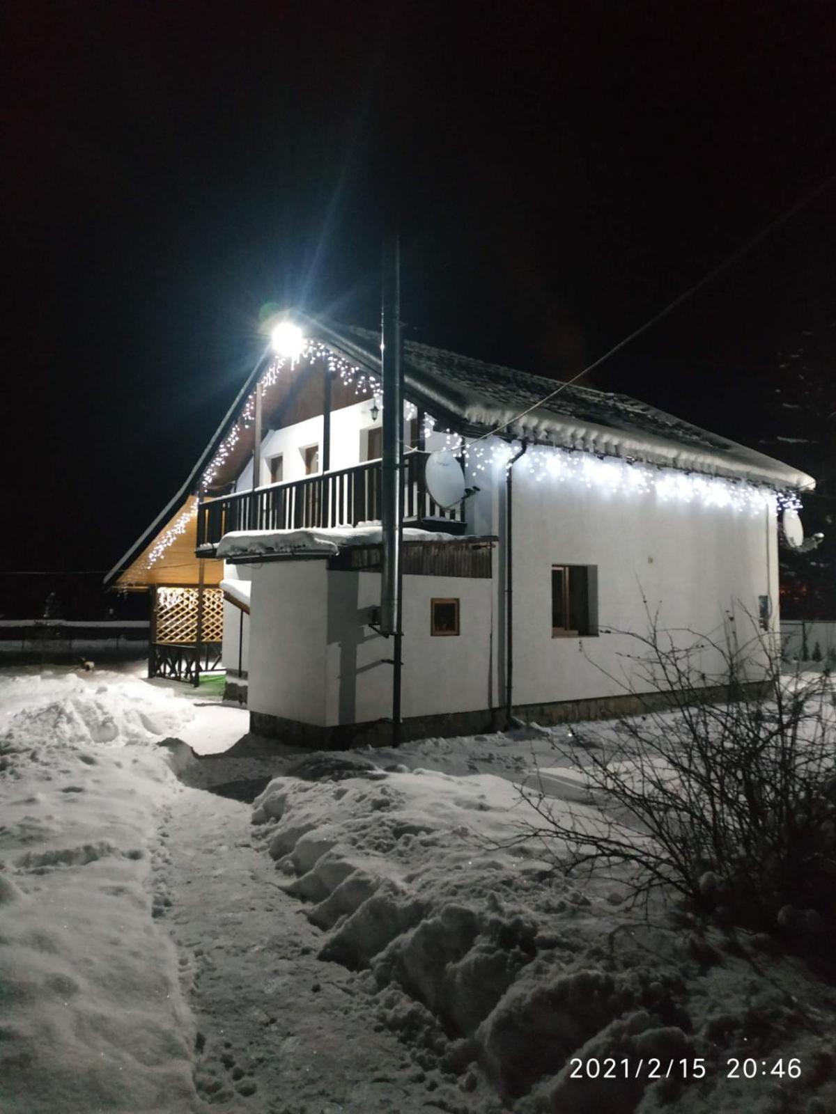 Gasthaus U Anastasii I Sofii Bilya Richki Mykulytschyn Zimmer foto