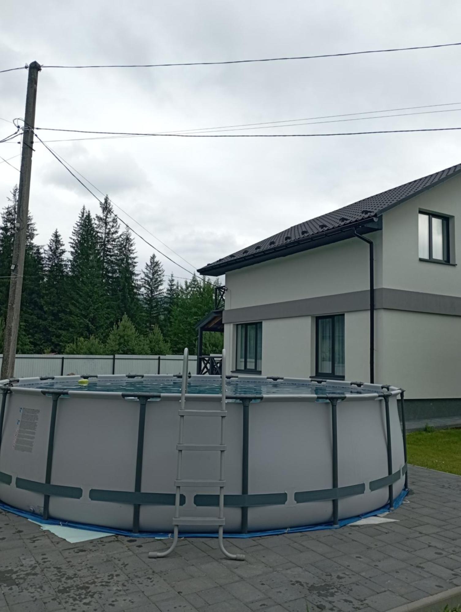 Gasthaus U Anastasii I Sofii Bilya Richki Mykulytschyn Exterior foto